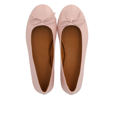 Ballerina in leather with bow detail