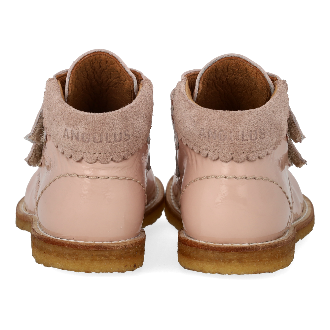 Velcro boot with contrasting heart