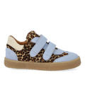 Court-style sneaker with pony hair