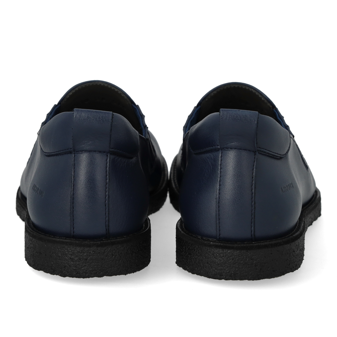Shoes with Elastic