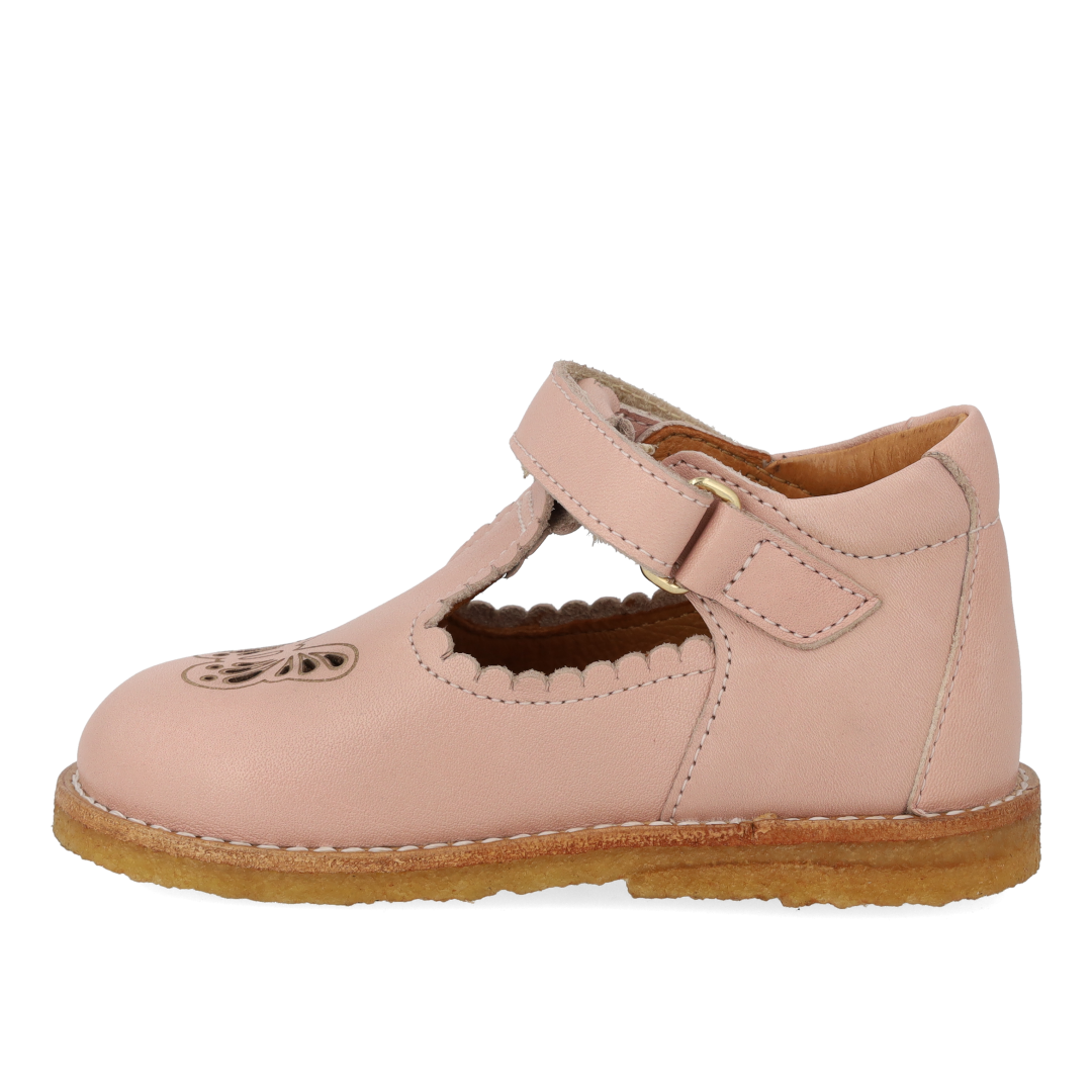 Tulle shoes with butterfly