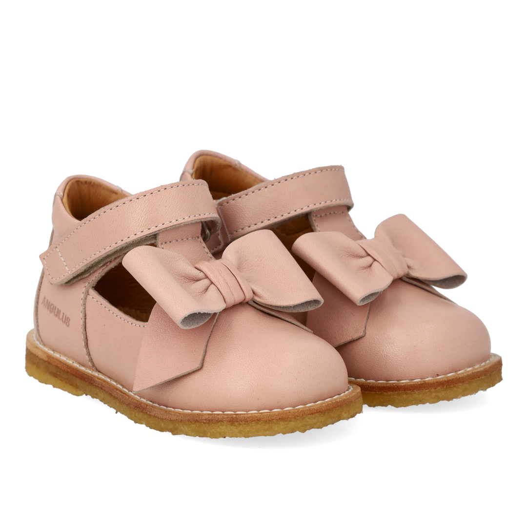 Tulle shoes with bow
