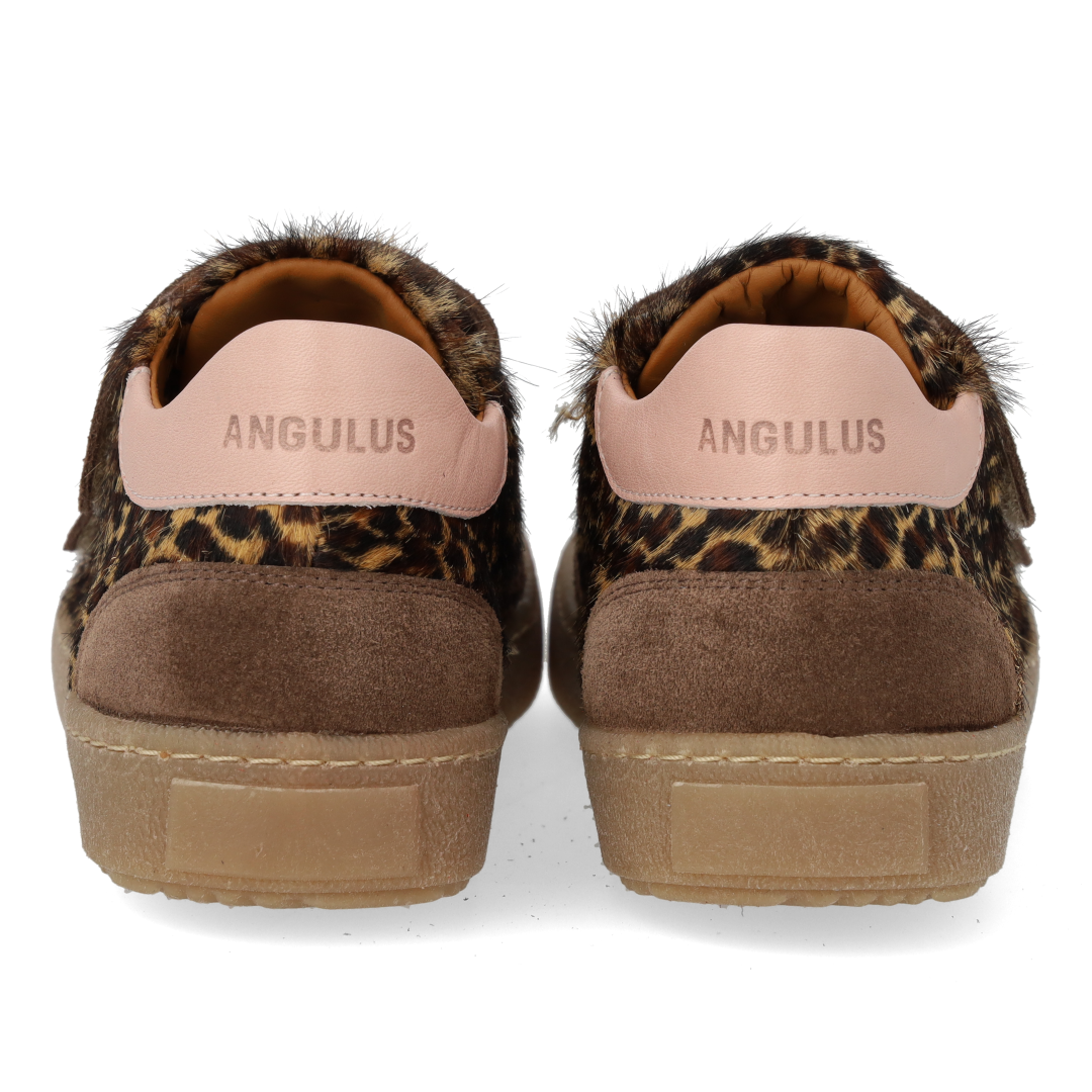 Court-style sneaker with pony hair