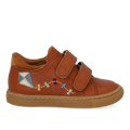 Sneaker with dragon detail