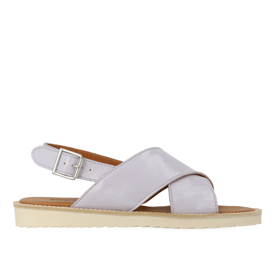 Cross-strap sandal with buckle fastening