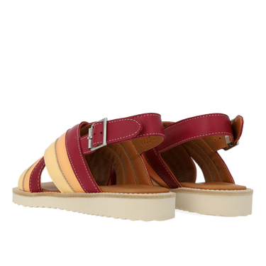 Padded cross sandal with buckle closure