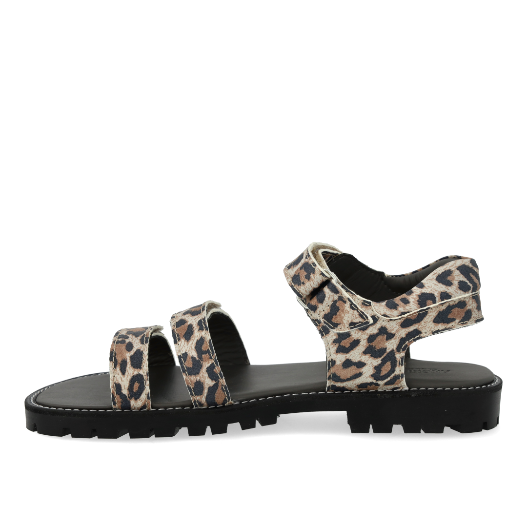 Sandal with triple velcro