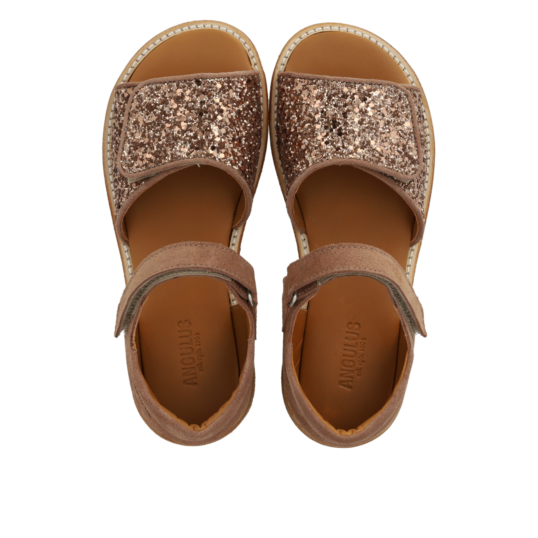 Adjustable leather sandal with sparkling glitter
