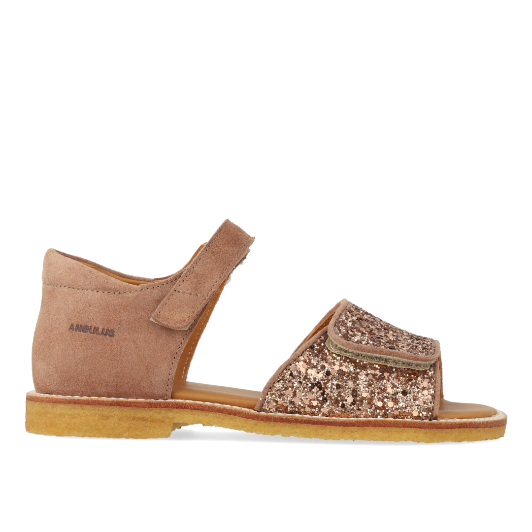 Adjustable leather sandal with sparkling glitter
