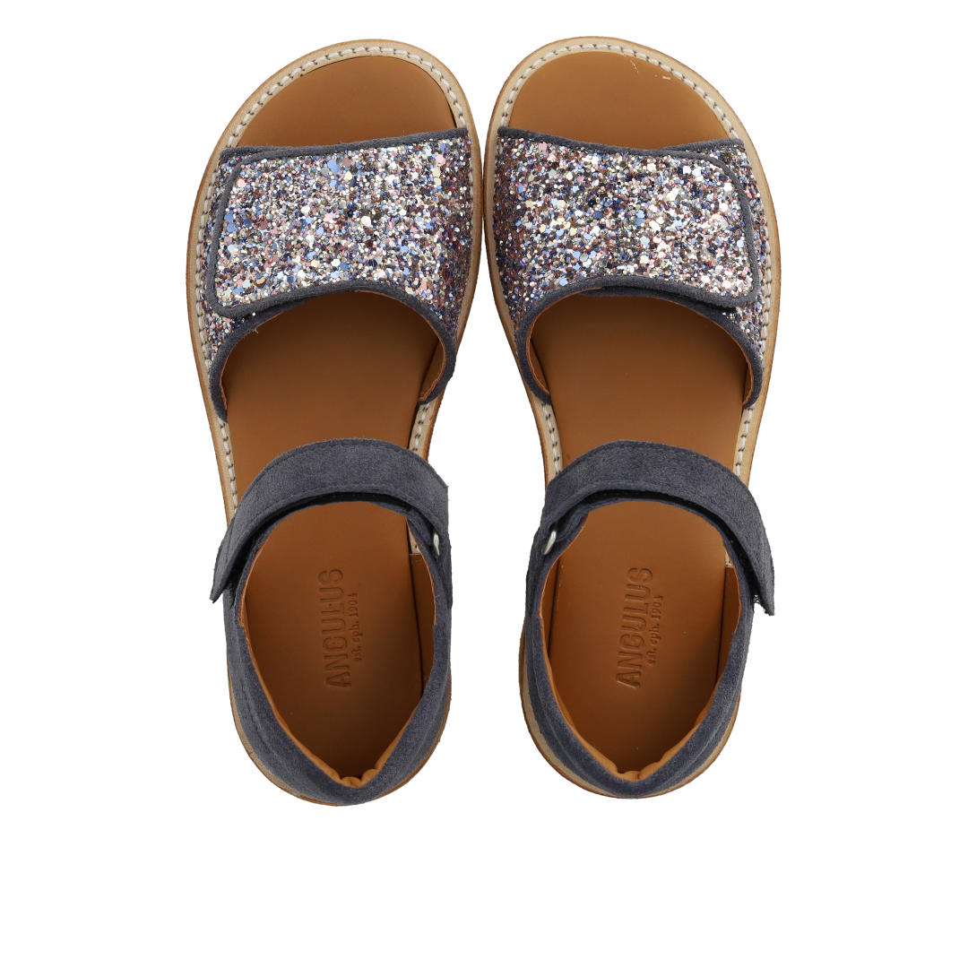 Adjustable leather sandal with sparkling glitter
