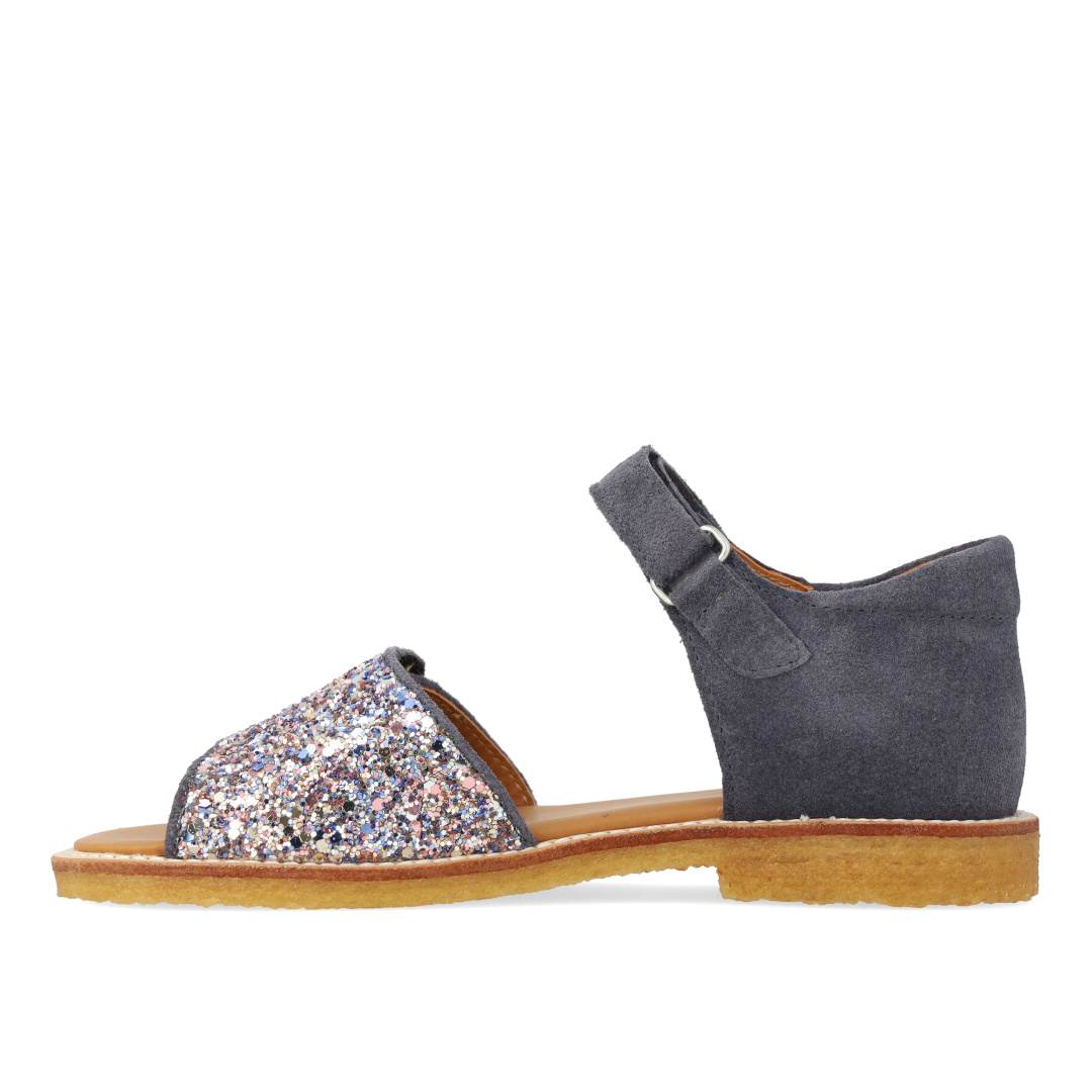 Adjustable leather sandal with sparkling glitter