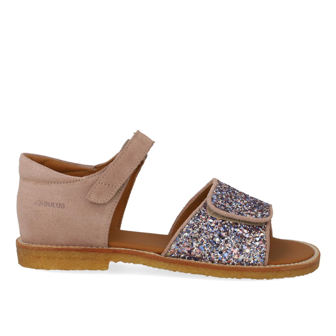 Adjustable leather sandal with sparkling glitter