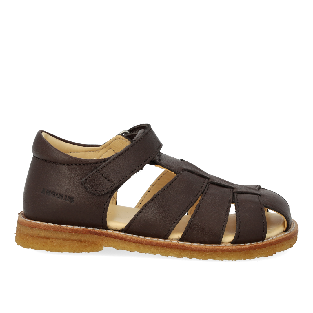 Sandal with adjustable Velcro closure