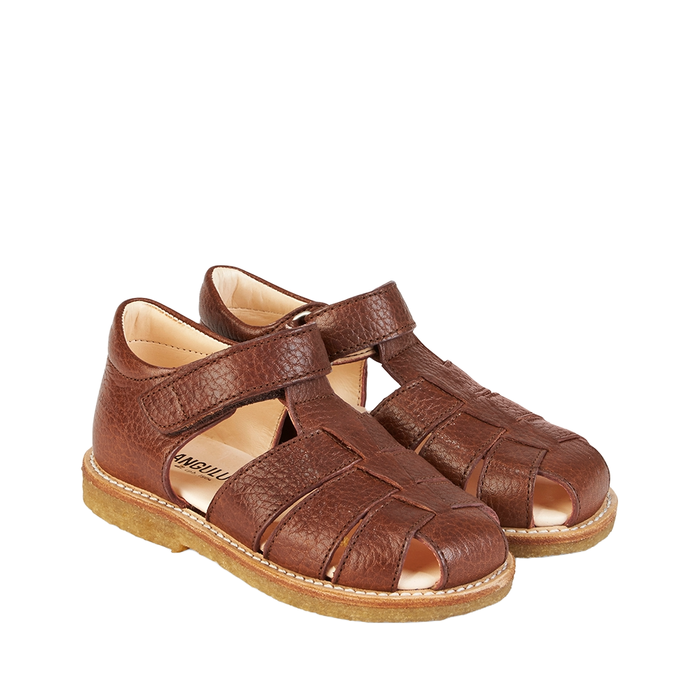 Sandal with adjustable velcro closure