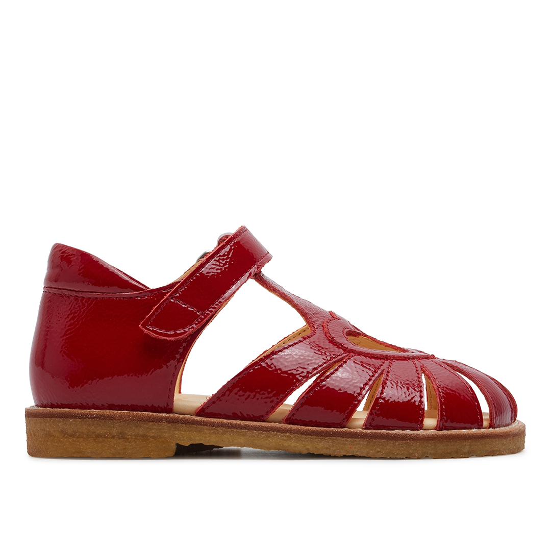 Heart sandal with velcro closure