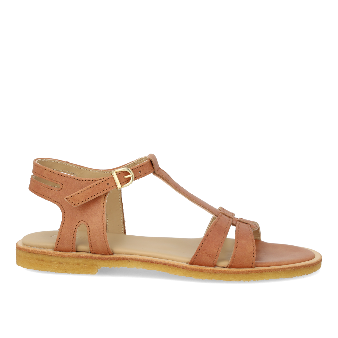 Classic strappy sandal