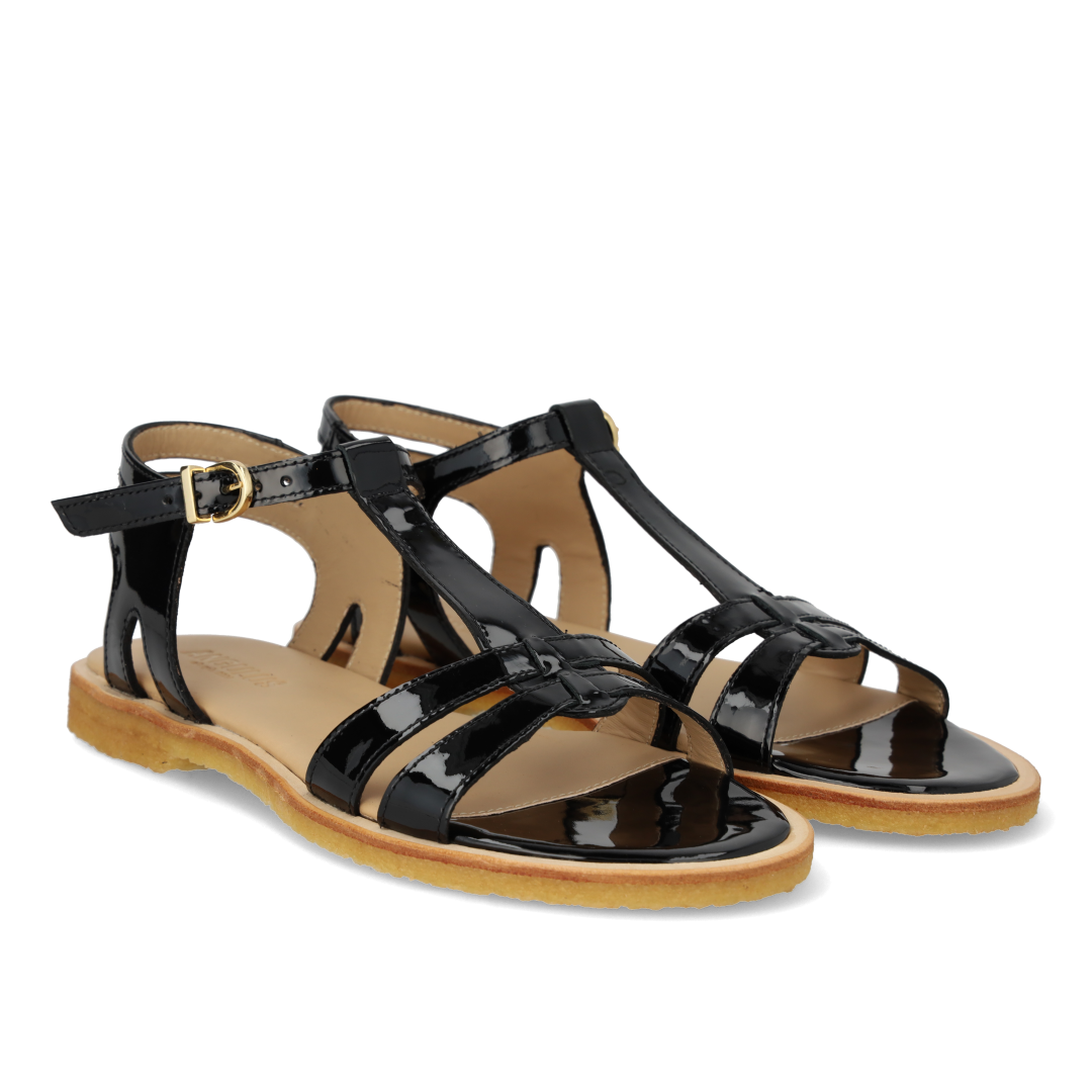 Classic strap sandal