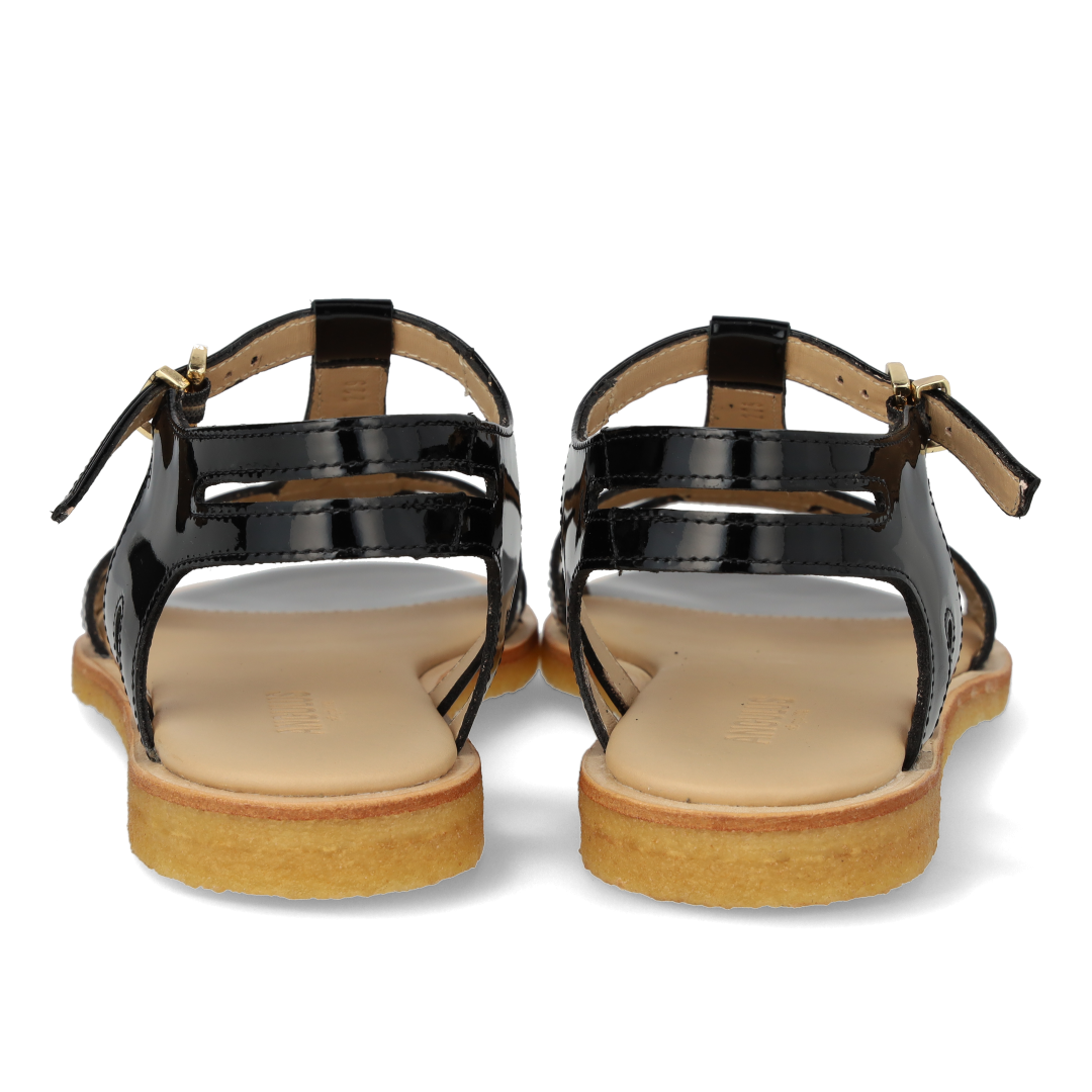 Classic strap sandal