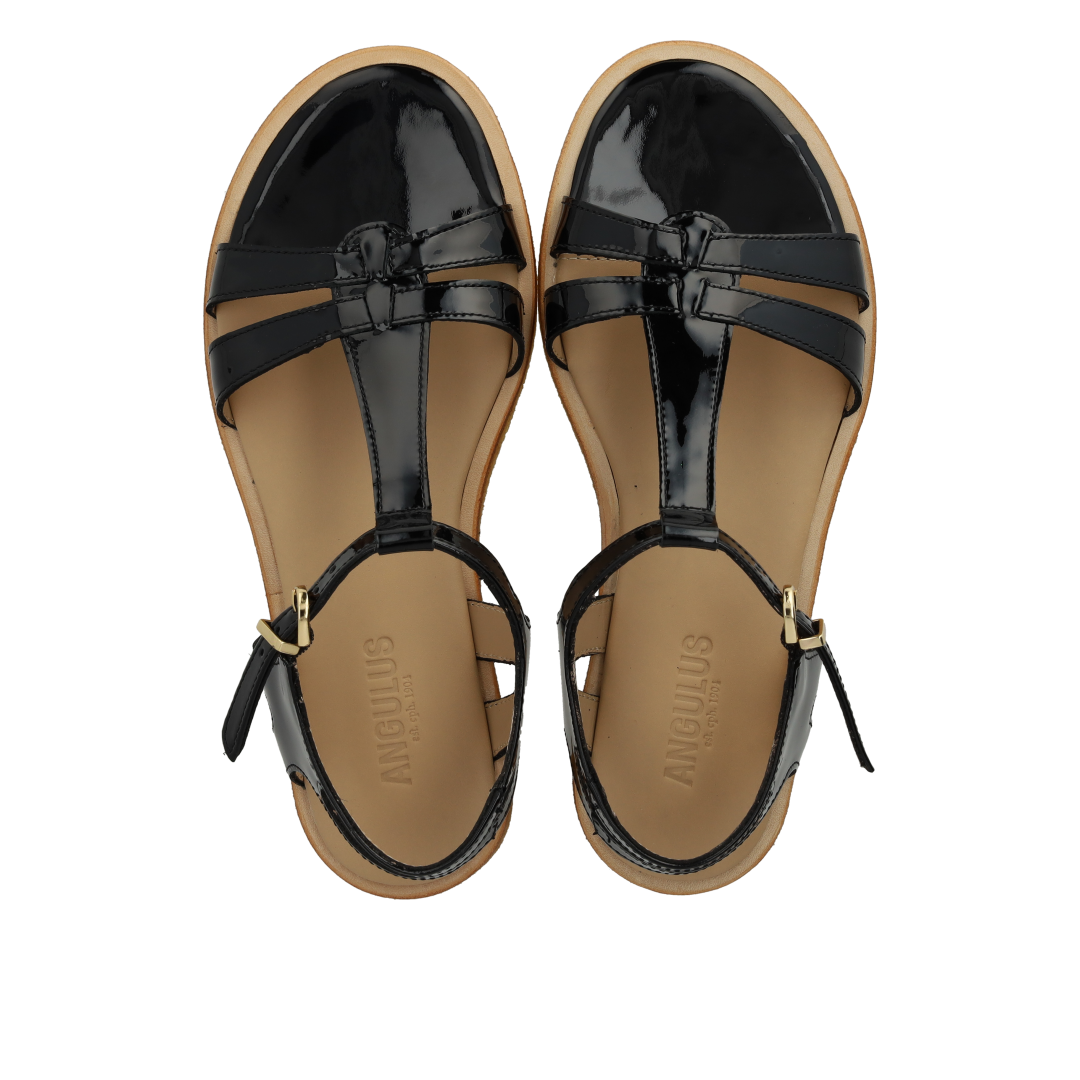 Classic strap sandal