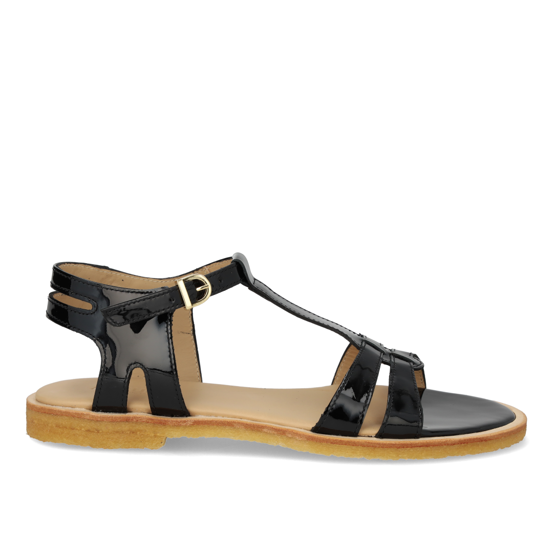 Classic strap sandal