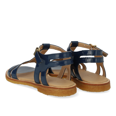 Classic strappy sandal