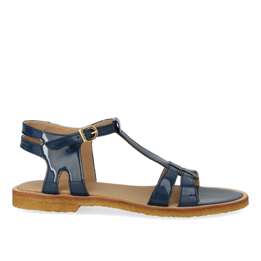 Classic strappy sandal