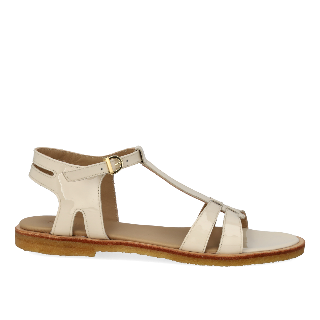 Classic strappy sandal