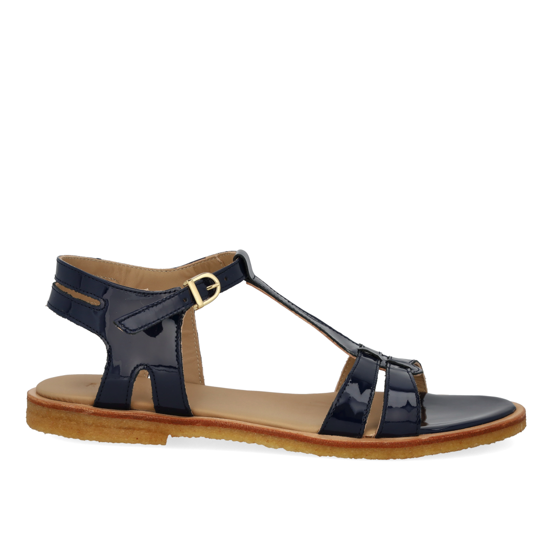 Classic strap sandal