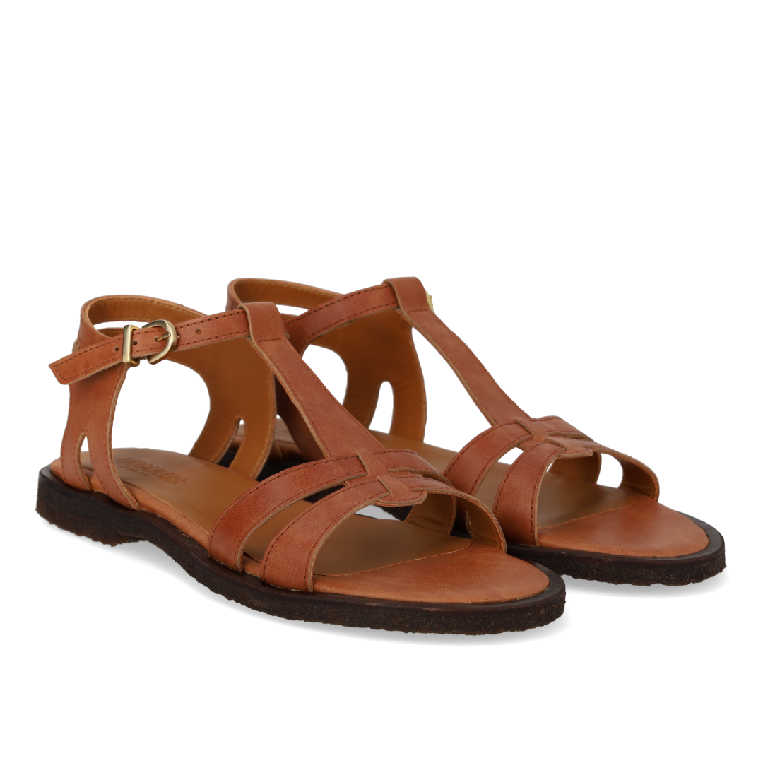 Classic strappy sandal