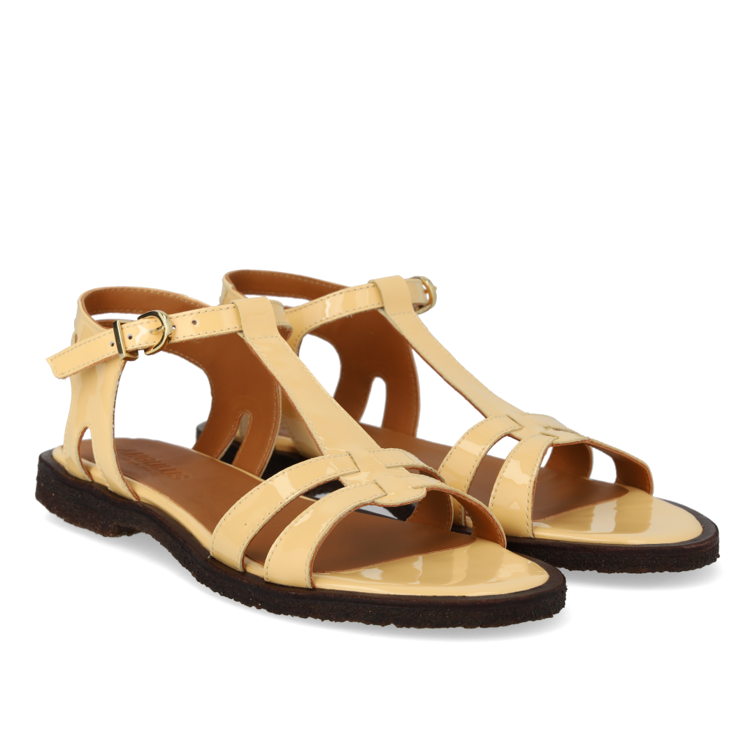 Classic strap sandal