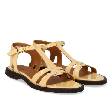 Classic strappy sandal