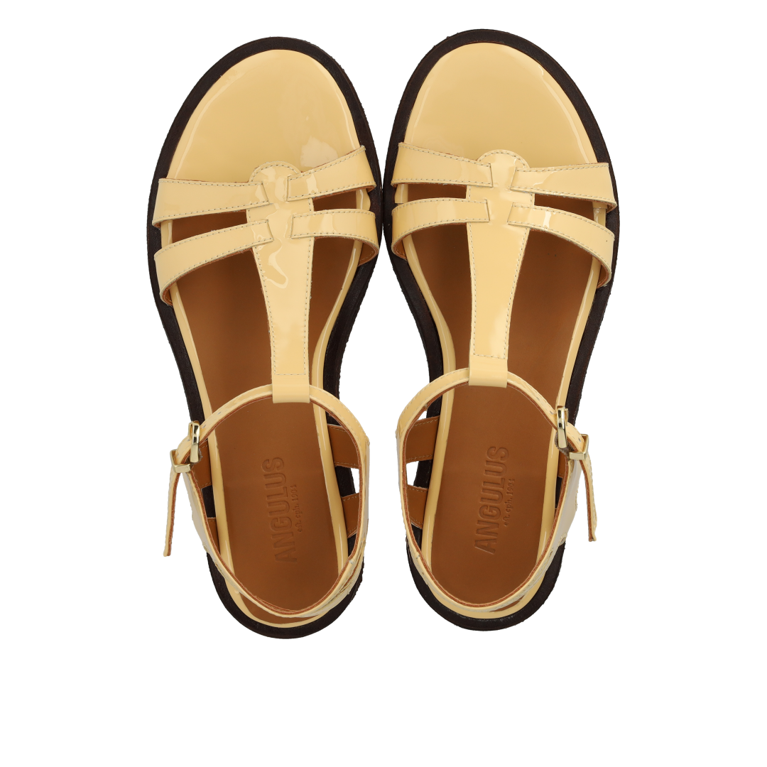 Classic strap sandal