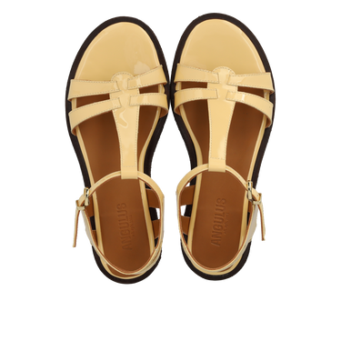 Classic strappy sandal