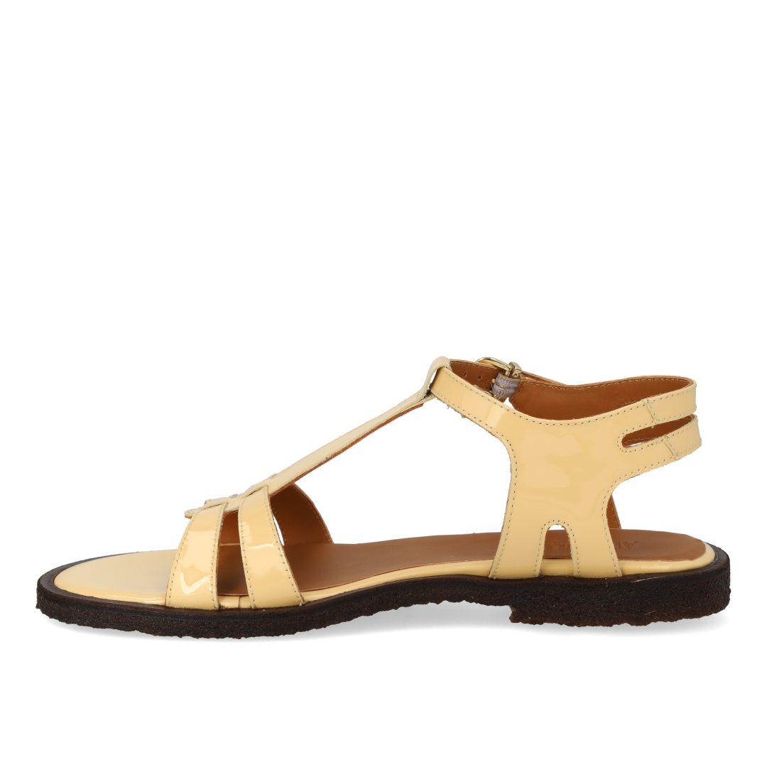 Classic strap sandal