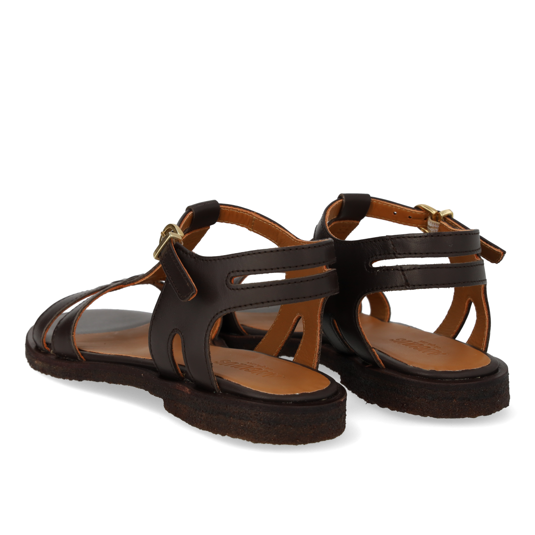 Classic strap sandal