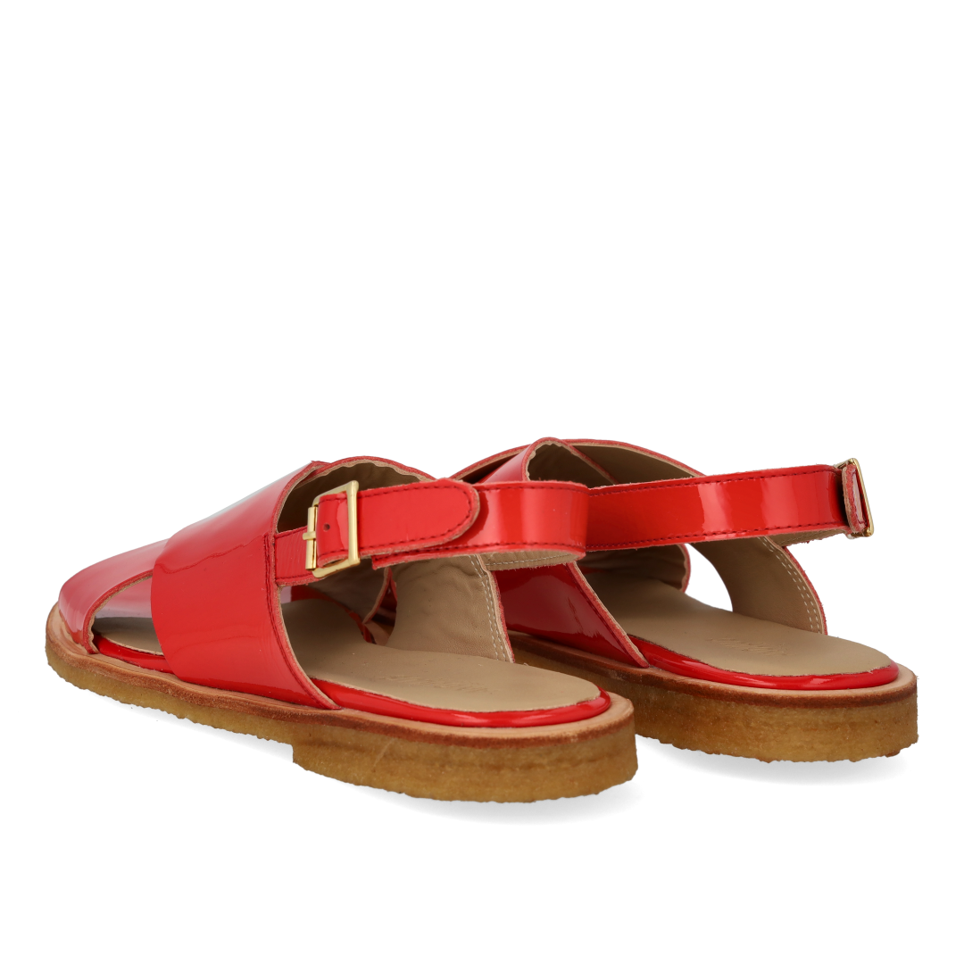 Classic criss-cross sandal