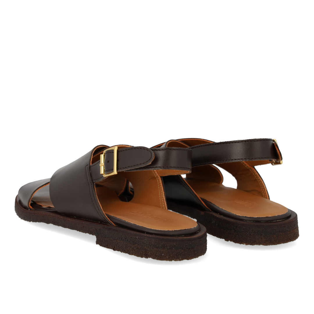 Classic cross sandal