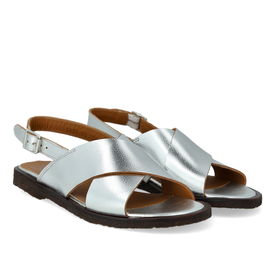 Classic cross sandal