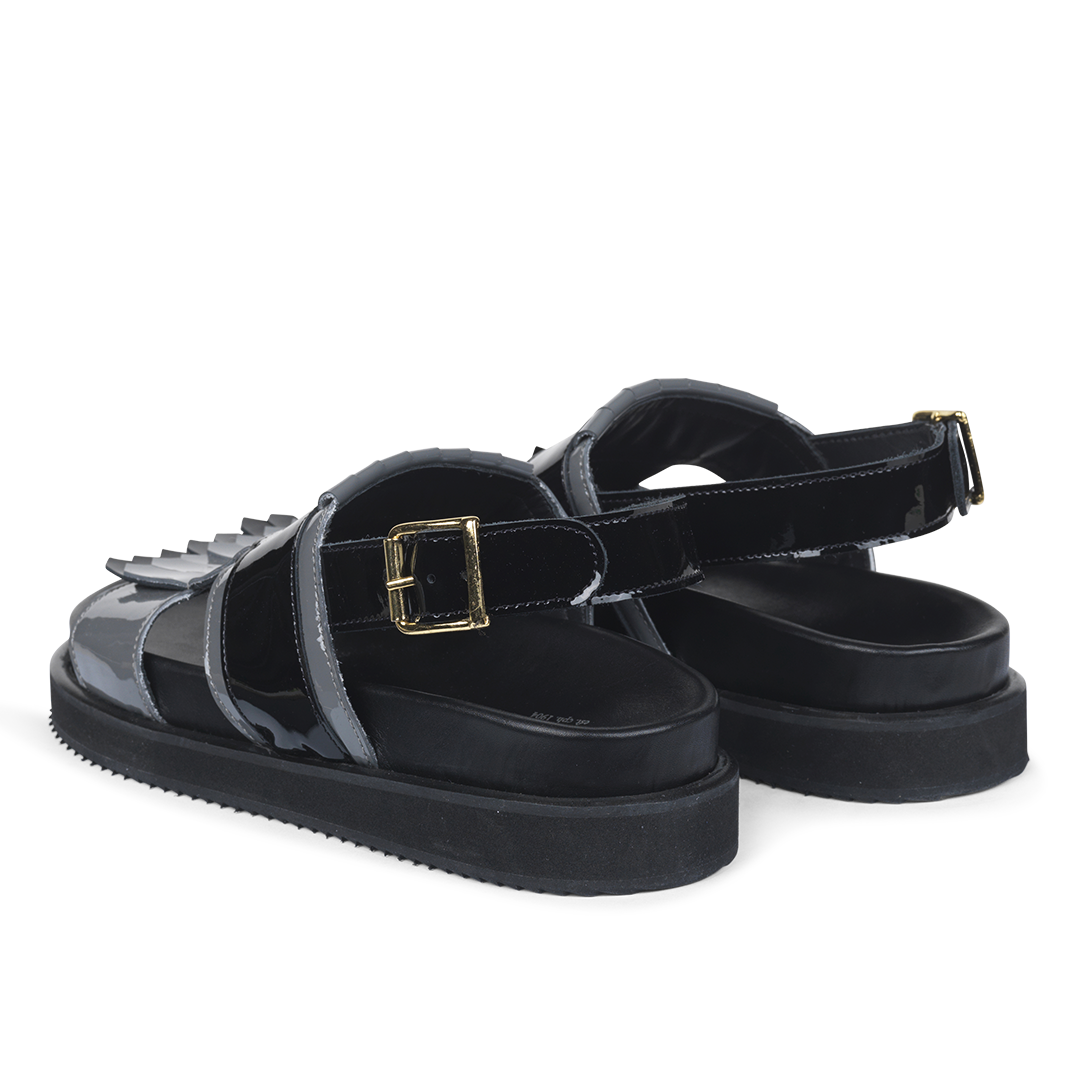 Footbed sandal