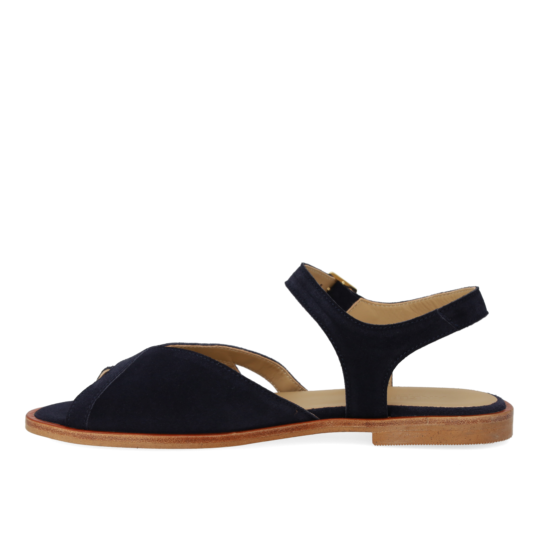 Classic strappy sandal