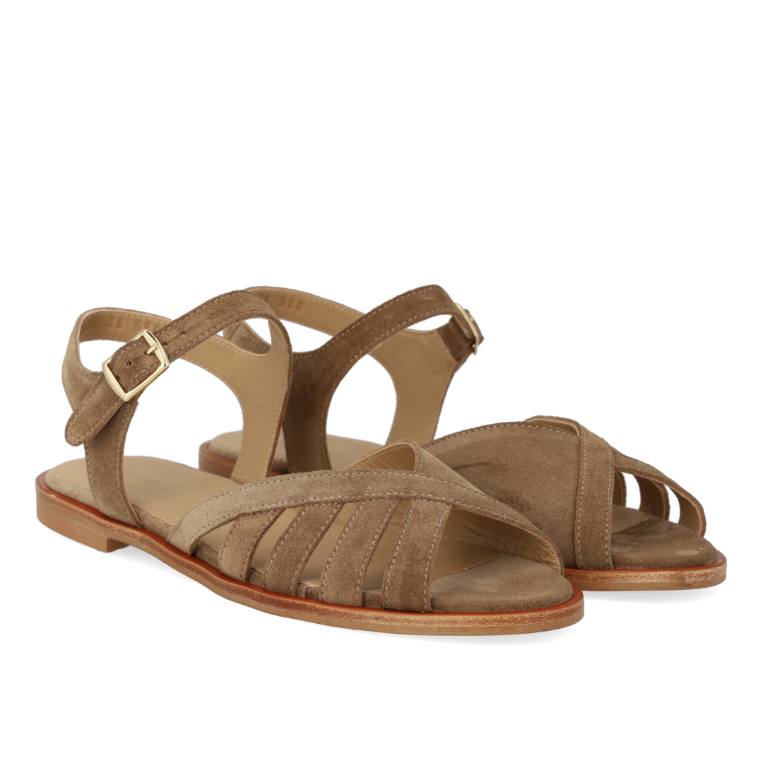 Classic strap sandal