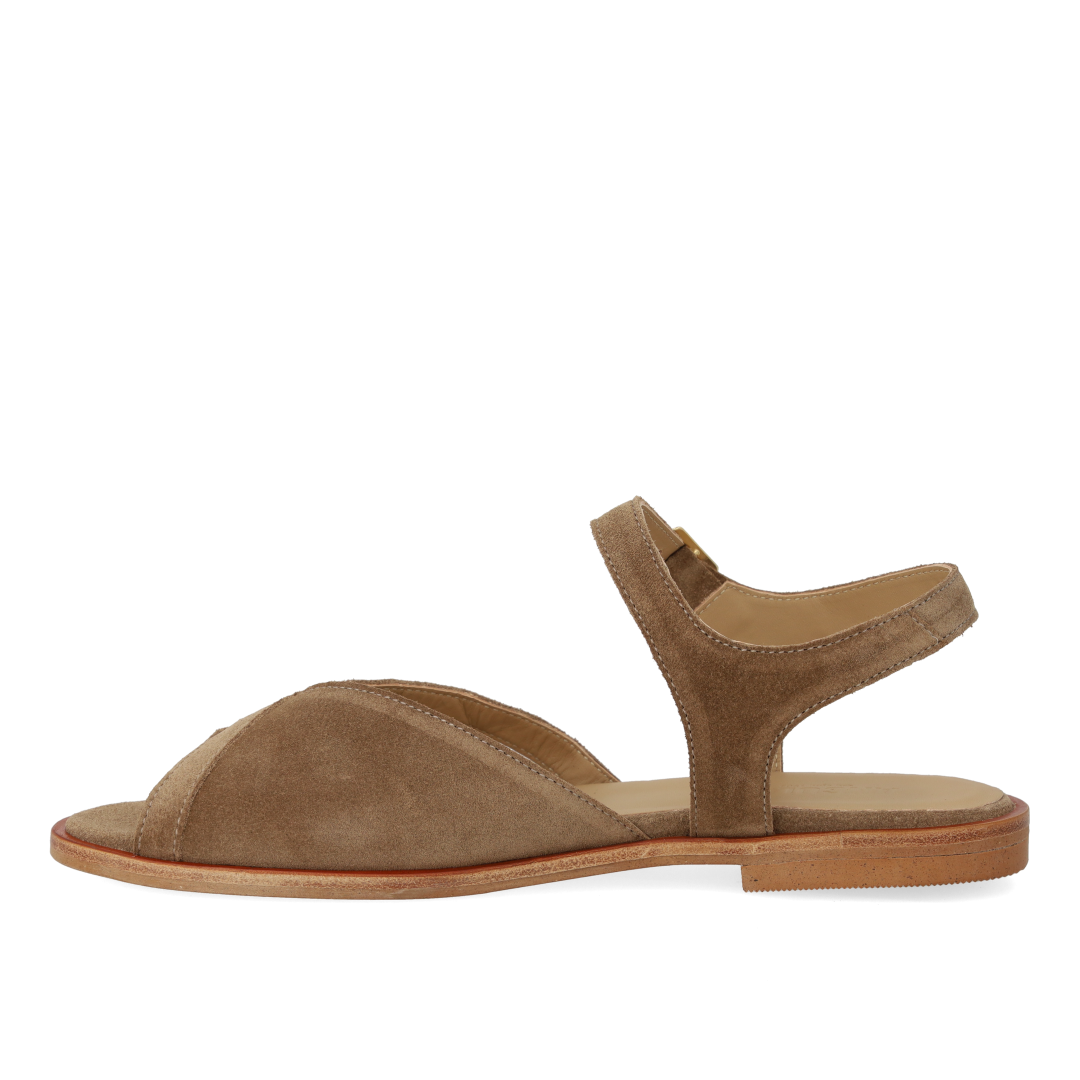 Classic strap sandal