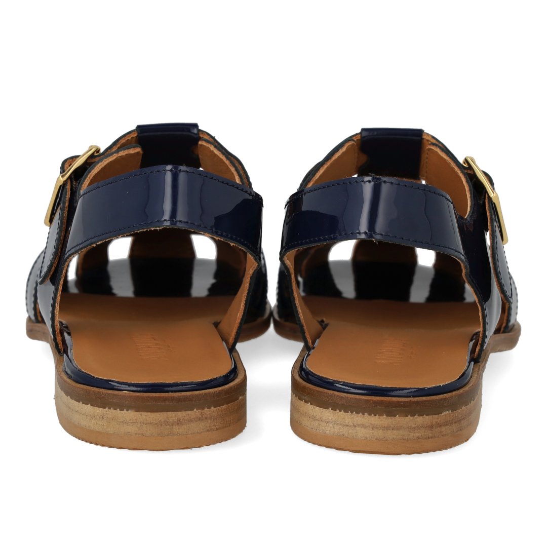 Sandal