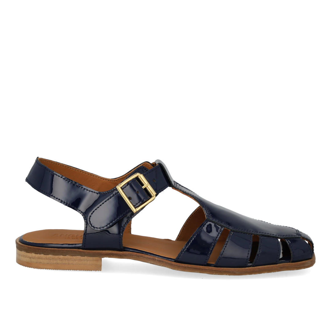 Sandal