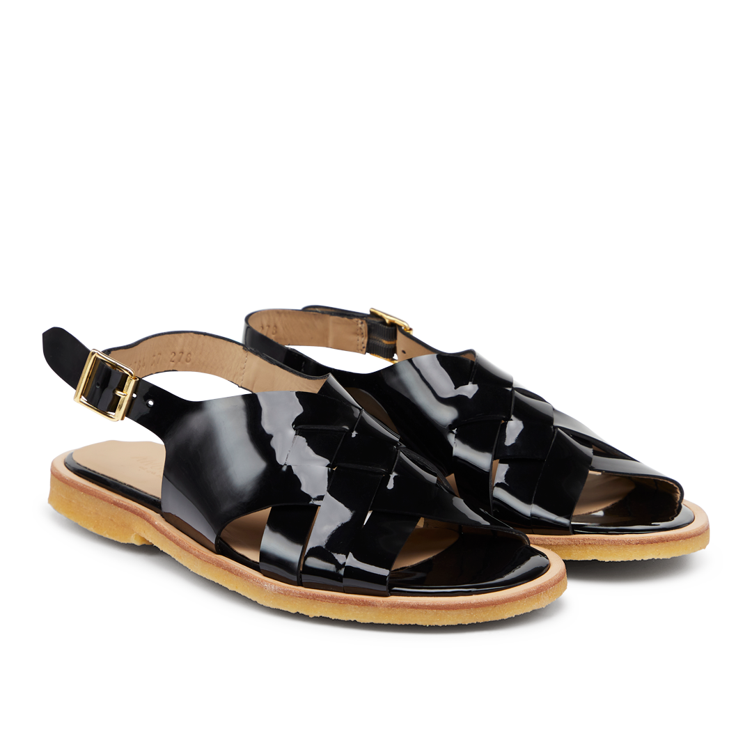 Braided sandal