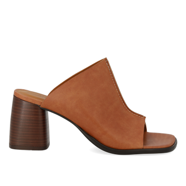 Mule with sculptural heel