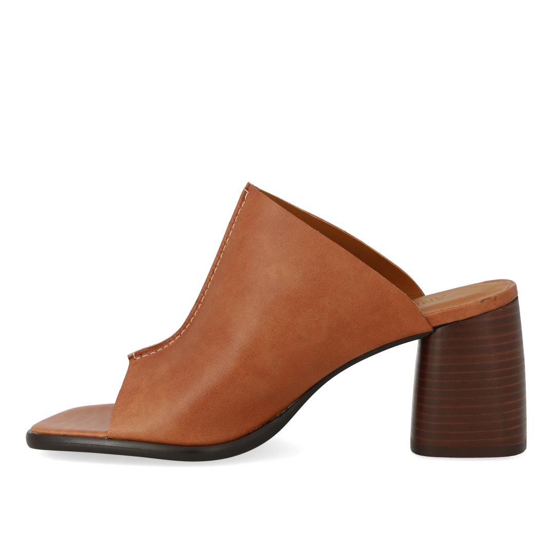 Mule with sculptural heel