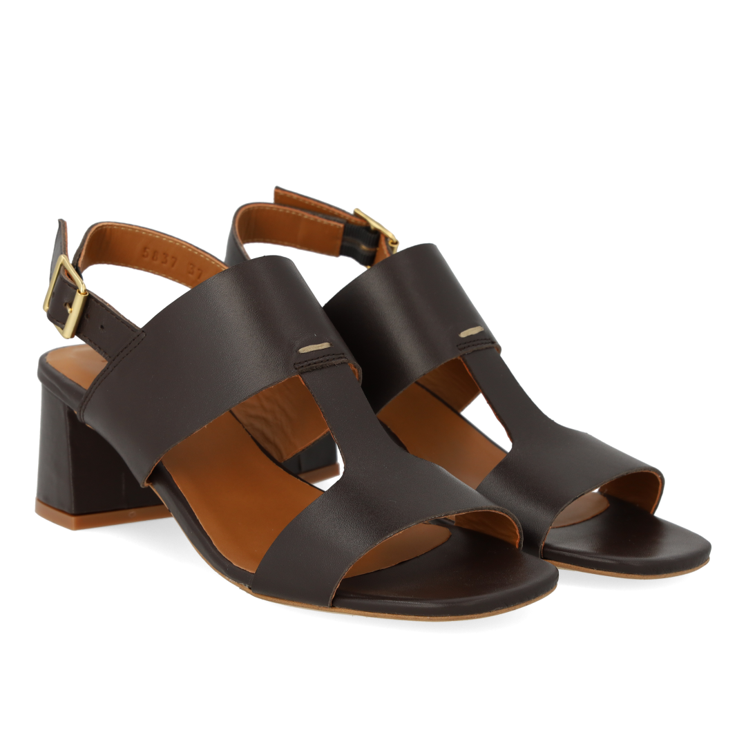 Sandal with block heel and decorative stitching detail