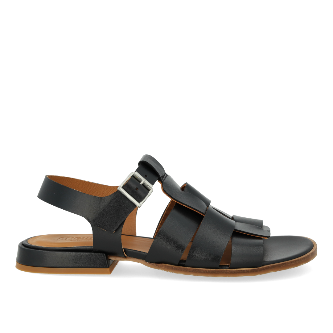 Braided sandal