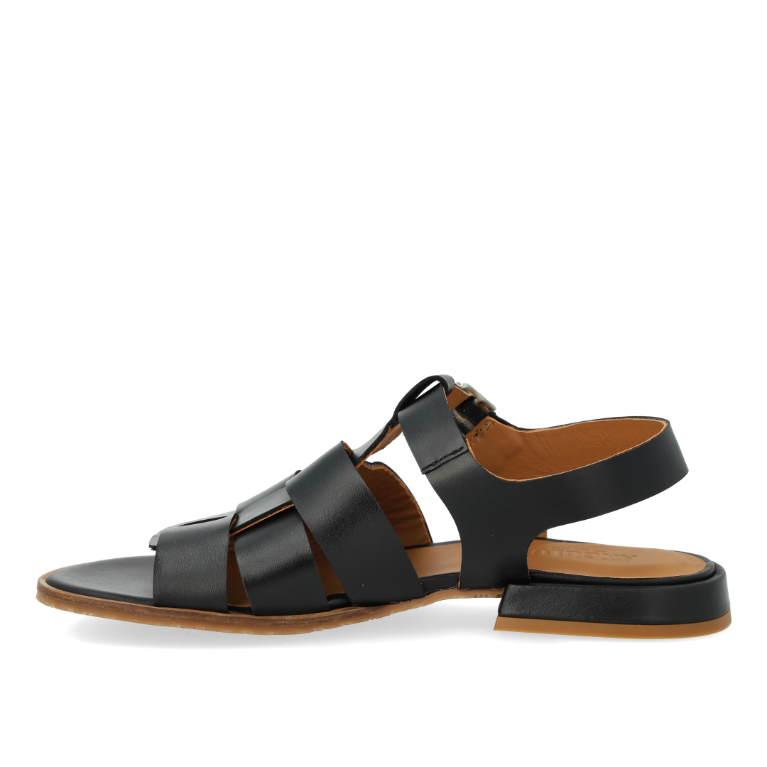 Braided sandal